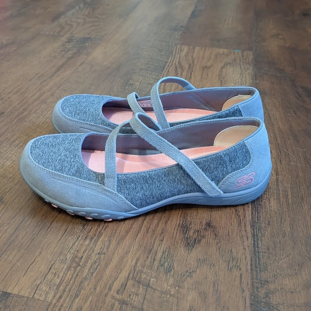 Skechers‎ Sport Women's Miss Me Fashion Comfort Sneaker Grey Size 8